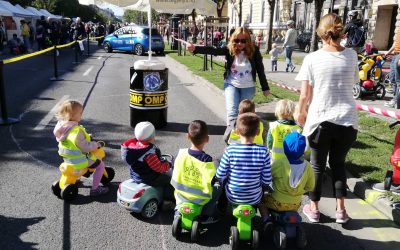 Mini KRESZ parkkal vártuk a gyerekeket az Autómentes hétvégén